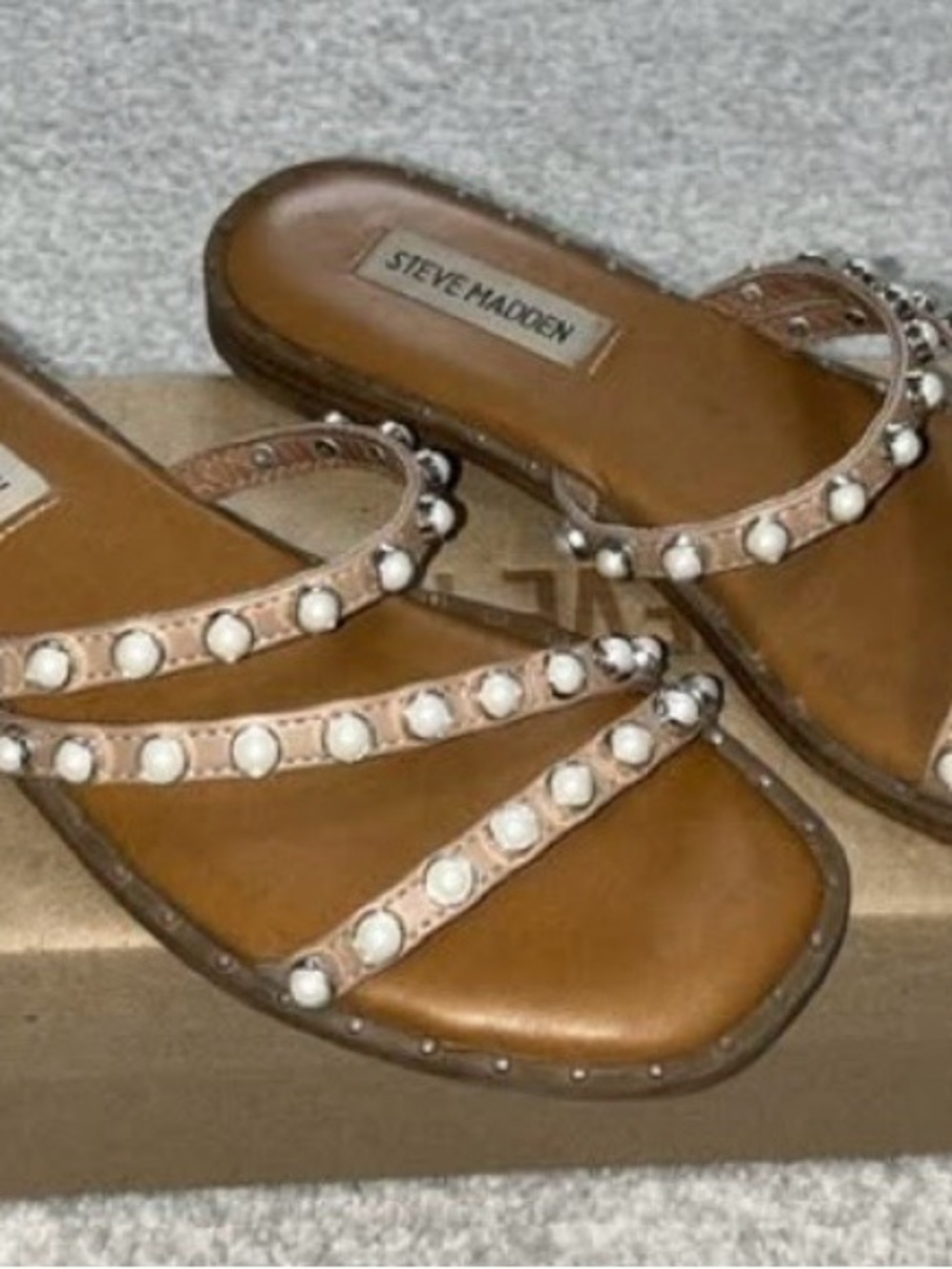 Steve Madden Brown Leather Pearl Sandals